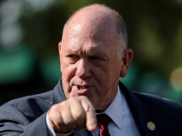 Tom Homan prevé aumento en deportaciones con políticas de Trump