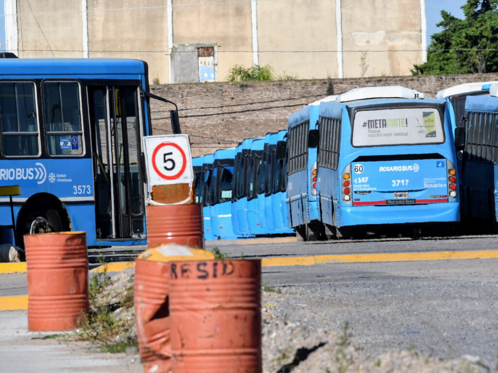 Crisis del Transporte Público del Interior: Subsidios Insuficientes