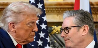Trump predice dimisión de Starmer: críticas a inmigración y energía