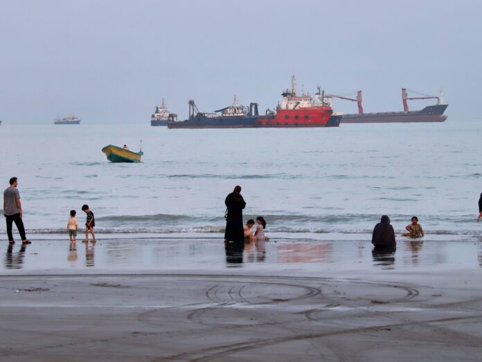 iran-bloqueo-estrecho-ormuz.jpg