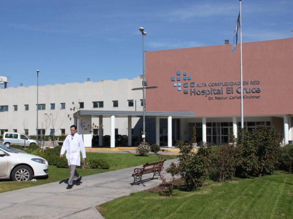 Nación sacó a 64 residentes del IOMA