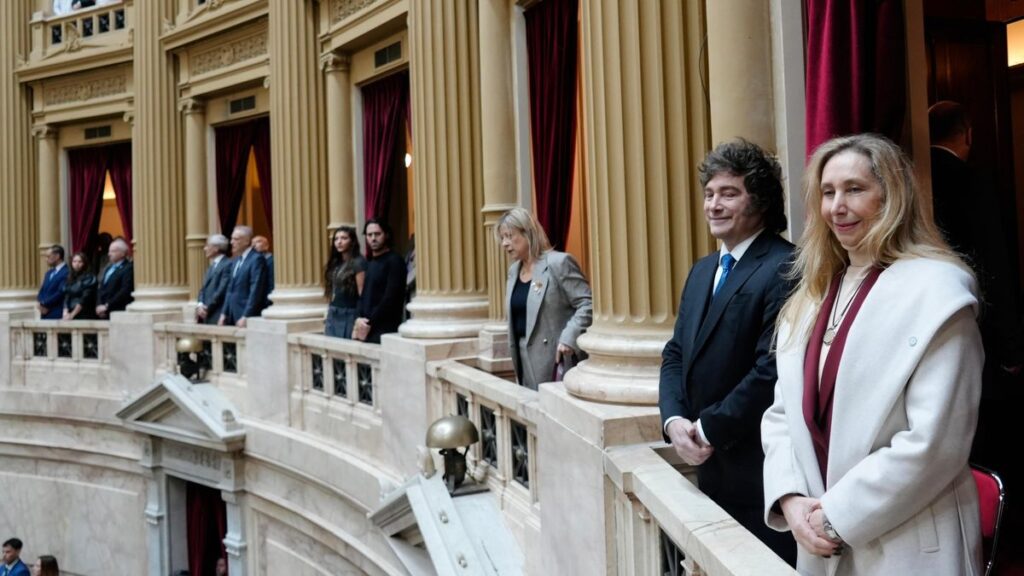 Milei se queda sin tiempo en el Congreso y evalúa llamar a extraordinarias